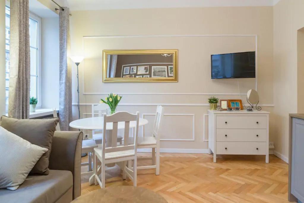 Apartment Coffee&chocolate Apt. Old Town. Warsaw